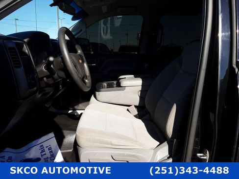 Used 2018 Chevrolet Silverado 1500 Custom image 11