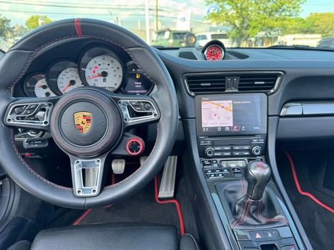 Used 2019 Porsche 911 Carrera GTS RWD image 26