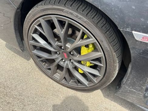 Used 2018 Subaru WRX STI Limited w/ Popular Package #3 AWD/4WD image 9