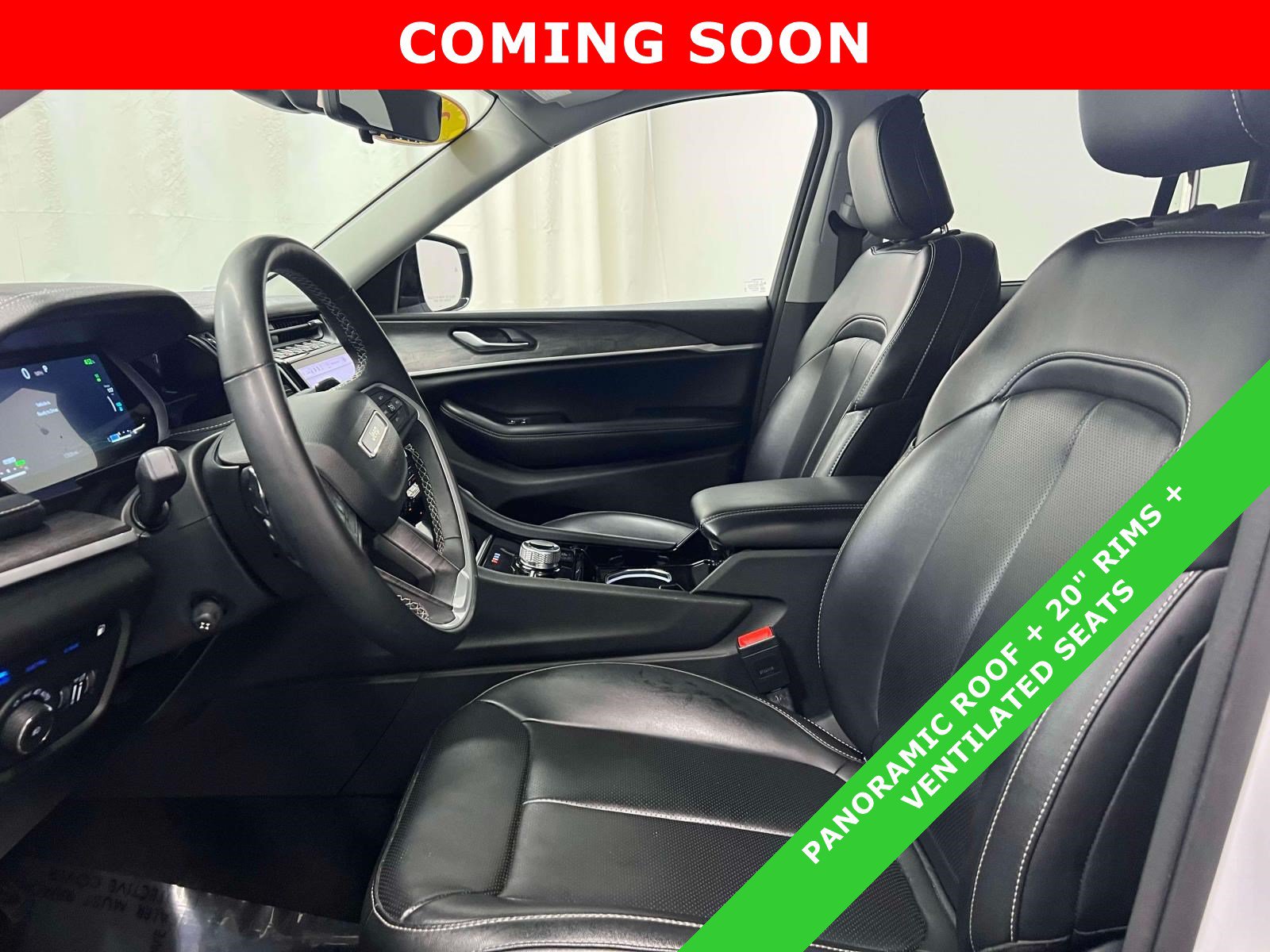 Used 2023 Jeep Grand Cherokee 4WD 4xe w/ Luxury Tech Group II image 14