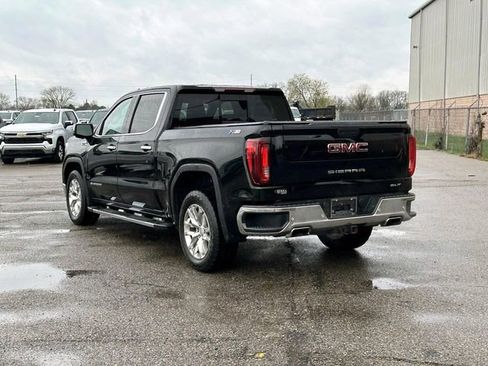 Used 2021 GMC Sierra 1500 SLT w/ SLT Premium Plus Package AWD/4WD image 3