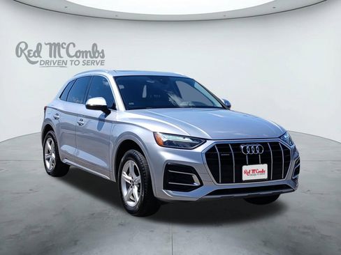 Used 2021 Audi Q5 Premium w/ Convenience Package image 7