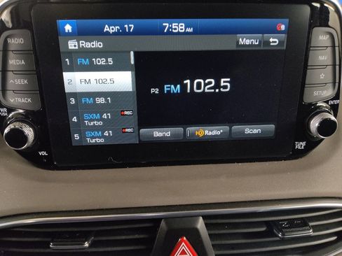 Used 2020 Hyundai Santa Fe Limited FWD image 25