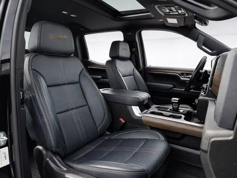 Used 2023 Chevrolet Silverado 1500 High Country w/ Technology Package image 14