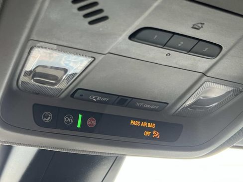 Used 2023 Chevrolet Blazer LT w/ Convenience Package FWD image 23