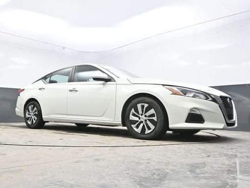 Used 2021 Nissan Altima 2.5 S image 32
