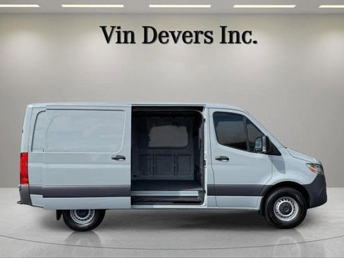 New 2025 Mercedes-Benz Sprinter 2500 image 6