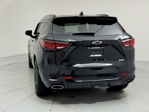 Certified 2024 Chevrolet Blazer RS w/ Driver Confidence II Package image 4