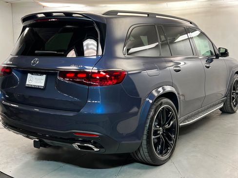 New 2026 Mercedes-Benz GLS 450 4MATIC image 5
