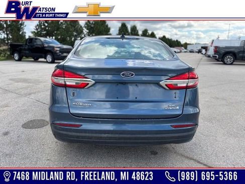 Used 2019 Ford Fusion SE image 1