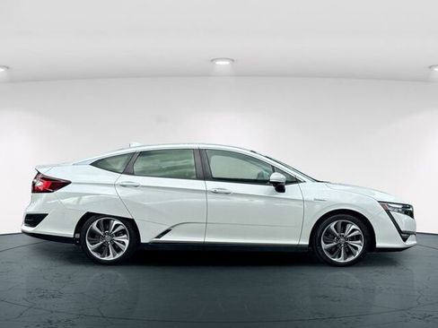 Used 2018 Honda Clarity Touring image 8