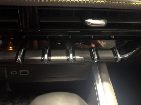 Certified 2023 Chevrolet Colorado ZR2 w/ ZR2 Convenience Package III image 23