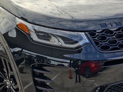 New 2026 Land Rover Discovery Sport Landmark image 32