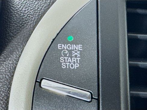 Used 2017 Lincoln MKC Select w/ Select Plus Package image 19