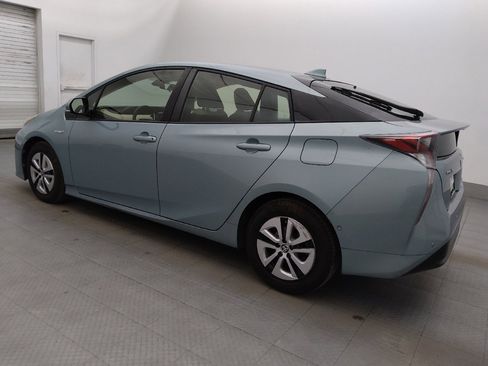 Used 2017 Toyota Prius Two w/ Prius Two Safety Plus Package FWD image 3