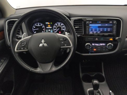 Used 2014 Mitsubishi Outlander GT AWD/4WD image 22