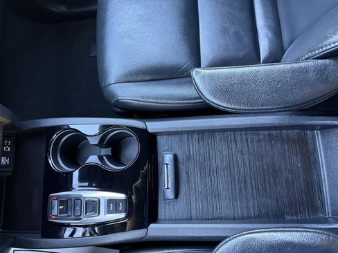 Used 2019 Honda Pilot Touring image 39