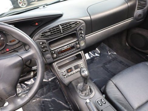 Used 2002 Porsche Boxster RWD image 26