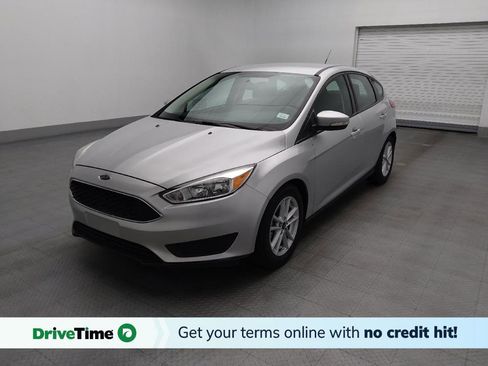 Used 2016 Ford Focus SE FWD image 1