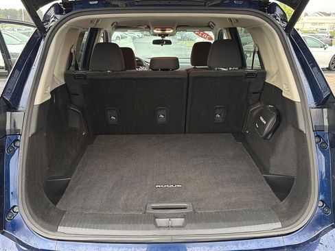 Used 2024 Nissan Rogue SV FWD image 32