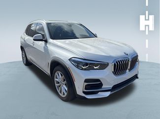 Used 2023 BMW X5 xDrive40i w/ Premium Package video 1
