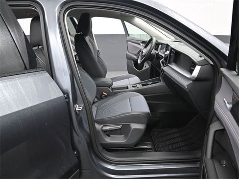 New 2026 Volkswagen Tiguan SE image 14