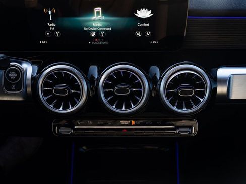 Used 2023 Mercedes-Benz GLB 250 GLB 250 image 16