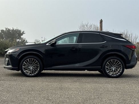 Used 2025 Lexus RX 450h AWD w/ Luxury Package image 7