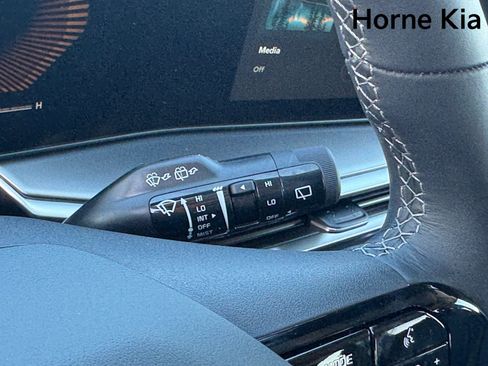 New 2026 Kia Sorento S w/ S Panoramic Sunroof Package image 22