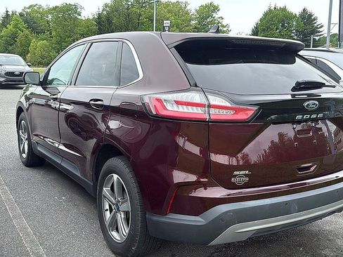 Used 2022 Ford Edge SEL w/ Convenience Package AWD/4WD image 3