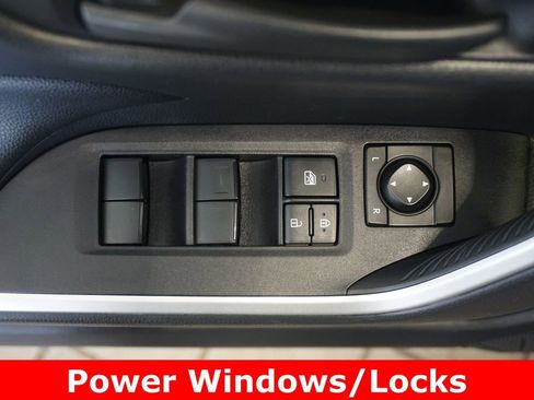 Certified 2025 Toyota RAV4 LE AWD/4WD image 6