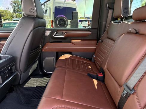 Used 2026 GMC Sierra 2500 Denali Ultimate AWD/4WD image 16