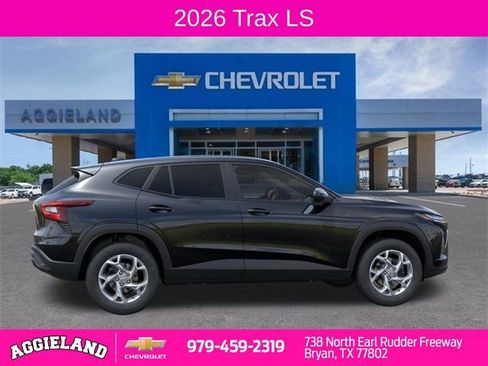 New 2026 Chevrolet Trax LS image 5