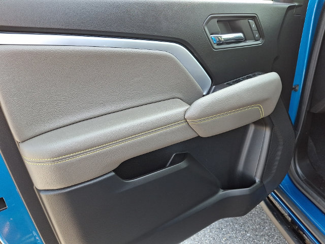 Used 2023 Chevrolet Colorado ZR2 AWD/4WD image 12