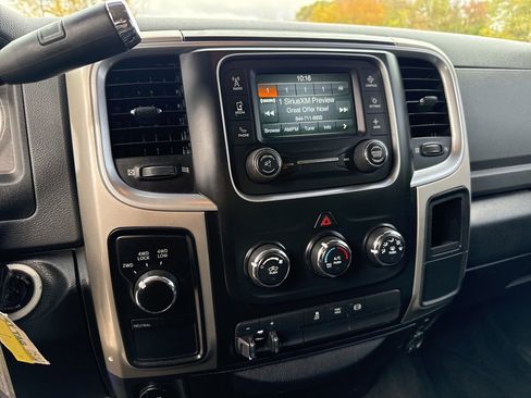 Used 2017 RAM 2500 SLT image 16
