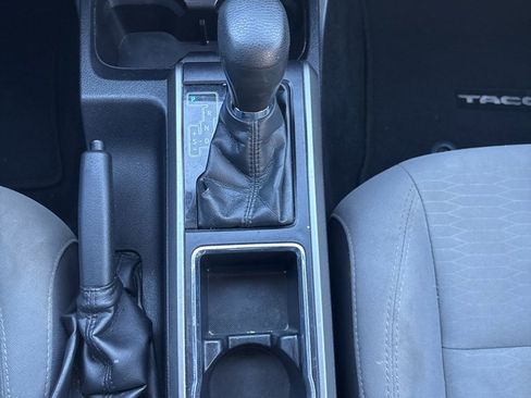 Used 2019 Toyota Tacoma SR5 image 20