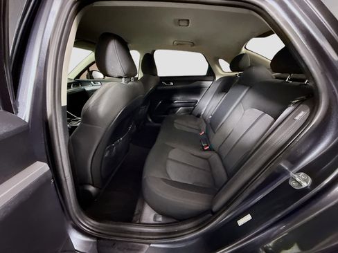 Used 2022 Kia K5 LXS image 25