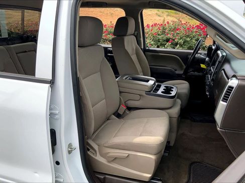 Used 2017 Chevrolet Silverado 1500 LT w/ All Star Edition AWD/4WD image 9