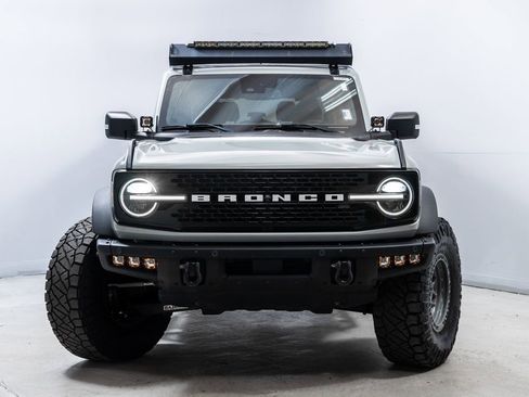 Used 2023 Ford Bronco Wildtrak AWD/4WD image 10