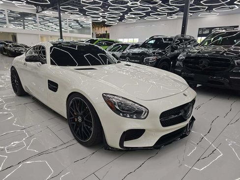 Used 2017 Mercedes-Benz AMG GT Coupe image 1