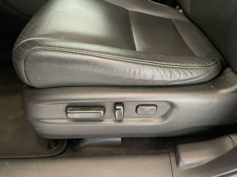 Used 2024 Honda Passport EX-L image 12