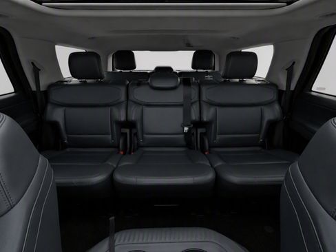 Used 2025 Ford Expedition Active AWD/4WD image 14