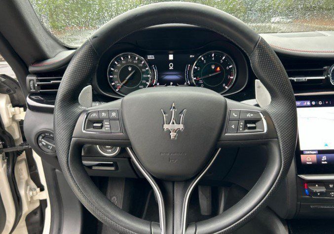 Used 2024 Maserati Quattroporte Modena Ultima Q4 AWD/4WD image 6