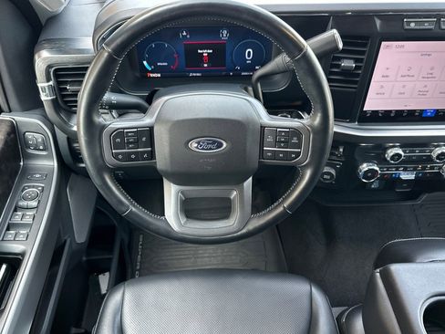 Used 2024 Ford F250 Lariat w/ Chrome Package image 16