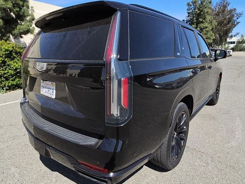 Used 2022 Cadillac Escalade Sport w/ Touring Package RWD image 20