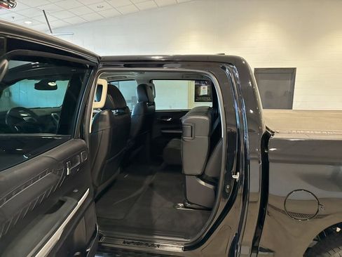 Used 2020 Toyota Tundra Platinum AWD/4WD image 18