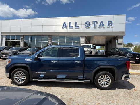 Used 2021 GMC Sierra 1500 SLT AWD/4WD image 8