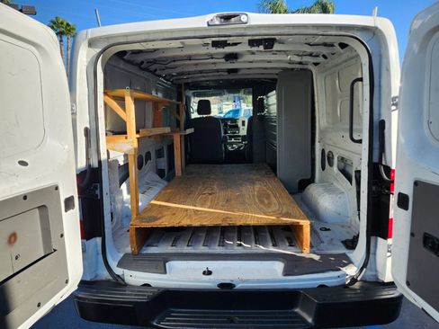 Used 2018 Nissan NV 2500 S RWD image 17