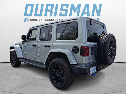 Used 2024 Jeep Wrangler Unlimited Sahara image 4