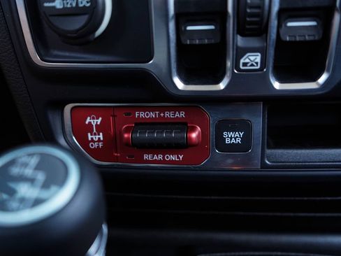 Used 2019 Jeep Wrangler Unlimited Rubicon AWD/4WD image 26